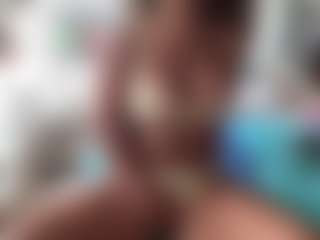 SpicyWetSquirt's Live Sex Cam Show