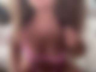 SpicyWetSquirt's Live Sex Cam Show