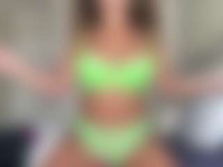 SpicyWetSquirt's Live Sex Cam Show