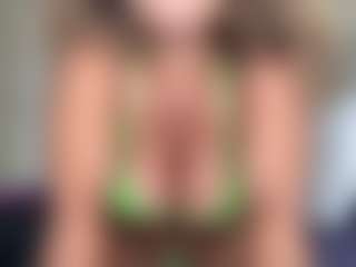 SpicyWetSquirt's Live Sex Cam Show