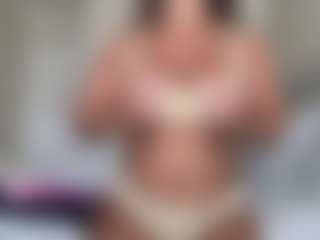 SpicyWetSquirt's Live Sex Cam Show