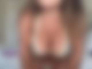 SpicyWetSquirt's Live Sex Cam Show