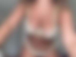 SpicyWetSquirt's Live Sex Cam Show