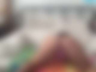SpicyWetSquirt's Live Sex Cam Show