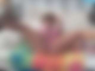SpicyWetSquirt's Live Sex Cam Show