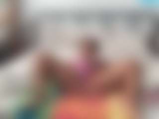 SpicyWetSquirt's Live Sex Cam Show
