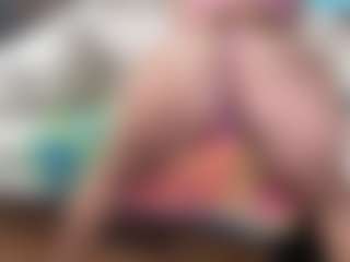 SpicyWetSquirt's Live Sex Cam Show