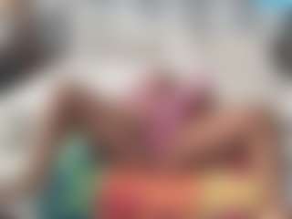 SpicyWetSquirt's Live Sex Cam Show