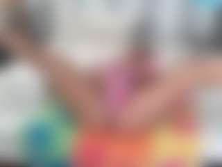 SpicyWetSquirt's Live Sex Cam Show