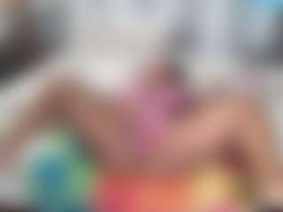 SpicyWetSquirt's Live Sex Cam Show