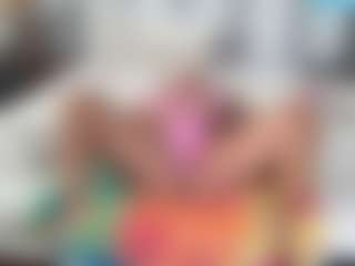 SpicyWetSquirt's Live Sex Cam Show