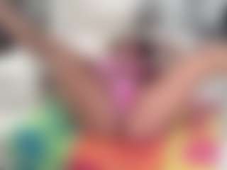 SpicyWetSquirt's Live Sex Cam Show