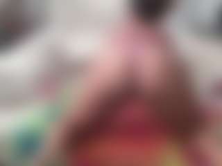 SpicyWetSquirt's Live Sex Cam Show