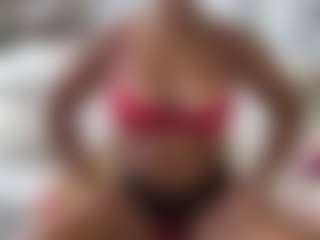 SpicyWetSquirt's Live Sex Cam Show