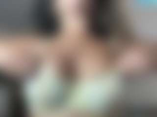 SpicyWetSquirt's Live Sex Cam Show