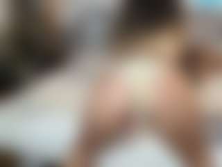 SpicyWetSquirt's Live Sex Cam Show
