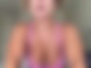 SpicyWetSquirt's Live Sex Cam Show