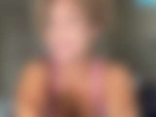 SpicyWetSquirt's Live Sex Cam Show