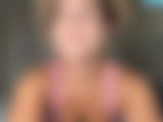SpicyWetSquirt's Live Sex Cam Show
