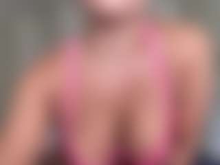 SpicyWetSquirt's Live Sex Cam Show