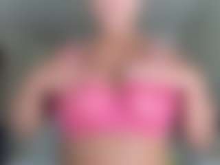 SpicyWetSquirt's Live Sex Cam Show