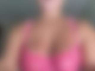 SpicyWetSquirt's Live Sex Cam Show