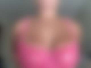 SpicyWetSquirt's Live Sex Cam Show