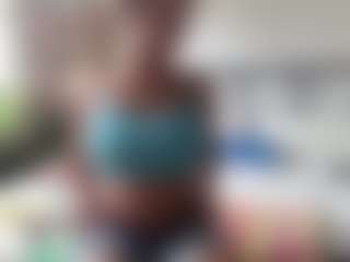 SpicyWetSquirt's Live Sex Cam Show