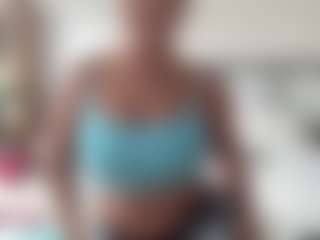 SpicyWetSquirt's Live Sex Cam Show