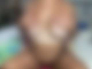 SpicyWetSquirt's Live Sex Cam Show