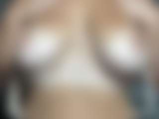 SpicyWetSquirt's Live Sex Cam Show