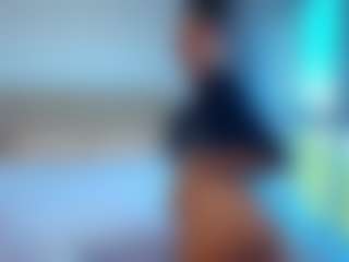 Live cam show with Suzie-Mayers - Flashing on xplaylive.com