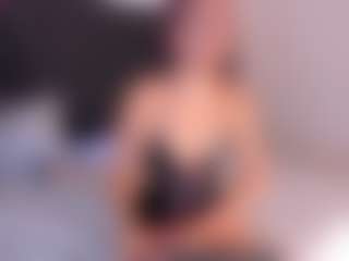 valka-02's Live Sex Cam Show