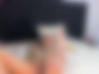 valka-02's Live Sex Cam Show