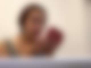 Live cam show with AureaDismore - College on Gym Cam Girls
