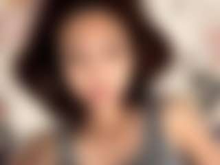 Live cam show with AureaDismore - Asian Granny on livesuperchat.net