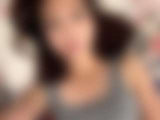 Live cam show with AureaDismore - Small Tits on liverealitysex.com