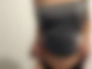 AureaDismore's Live Sex Cam Show