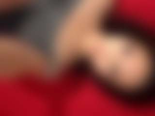 Live cam show with AureaDismore - Striptease Asian on parknlotfishbdy