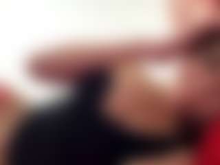 Live cam show with AureaDismore - Asian Granny on Mixed Magazine Live
