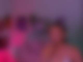 caroline-honeyy1's Live Sex Cam Show