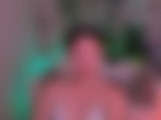caroline-honeyy1's Live Sex Cam Show