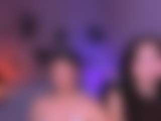 caroline-honeyy1's Live Sex Cam Show