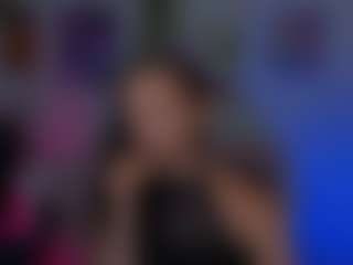 Live cam show with caroline-honeyy1 - Flashing on Hubzter Live