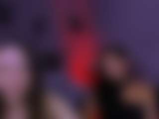 Live cam show with caroline-honeyy1 - Tease on Dolls Live