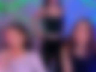 caroline-honeyy1's Live Sex Cam Show