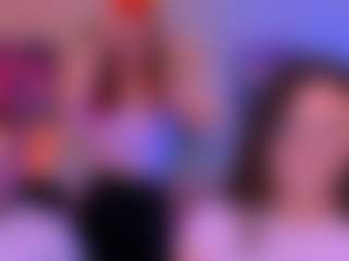 Live cam show with juliet-roseee1 - Flashing on Camsoda