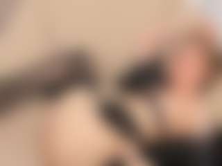 Live cam show with MargaretaRakus - Average on sexylive.show