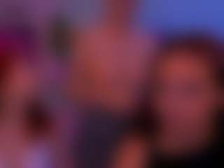 Live cam show with nymira1 - Brown Hair Petite on Gym Cam Girls