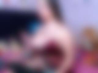 Live cam show with shantaltsfoxx - Green Eyes on crypto-cams